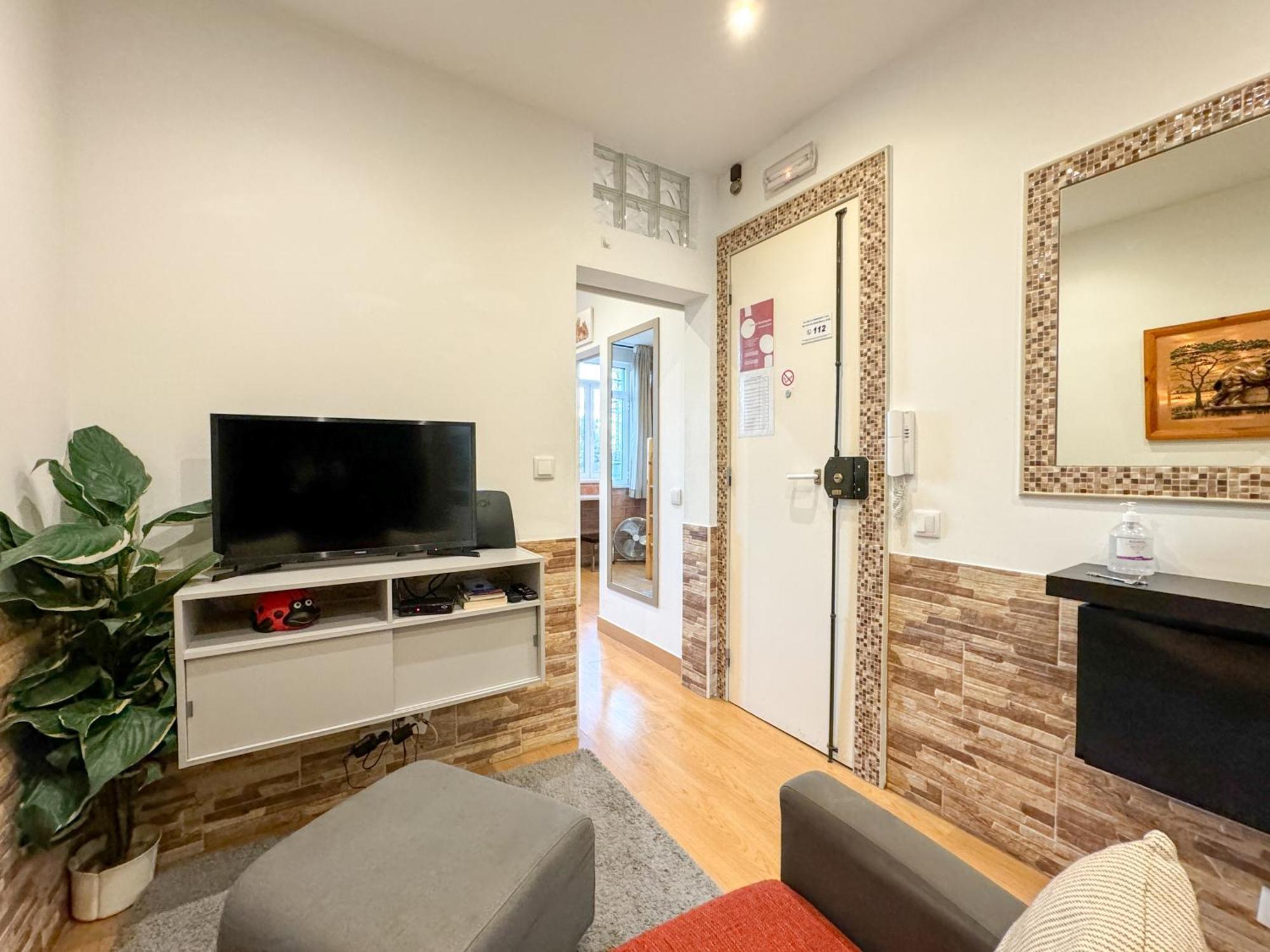 Апартаменти Quiet And Cozy, Easy Access To Lisbon Highlights #1880 Екстер'єр фото